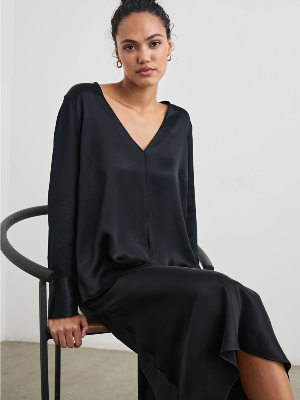 Rails Liliana Top Black Satin V-Neck Blouse Small